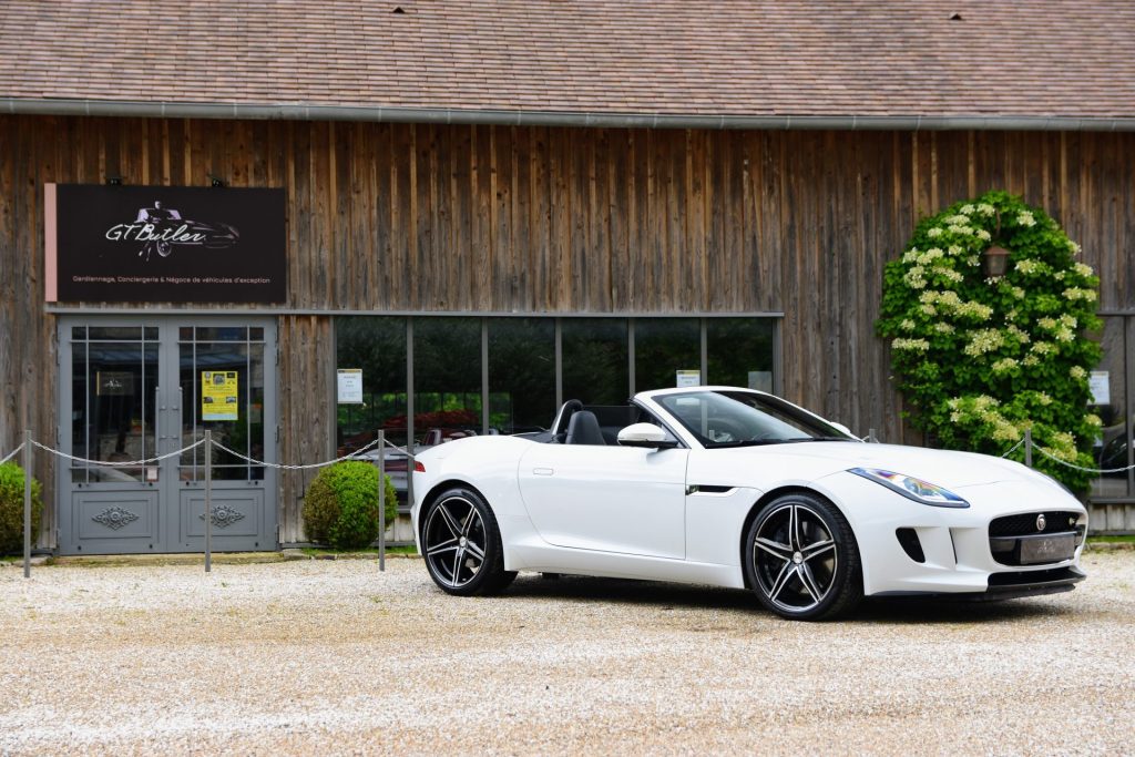 JAGUAR F-Type V6S 380CV Cabriolet AWD - Blanc Polaire